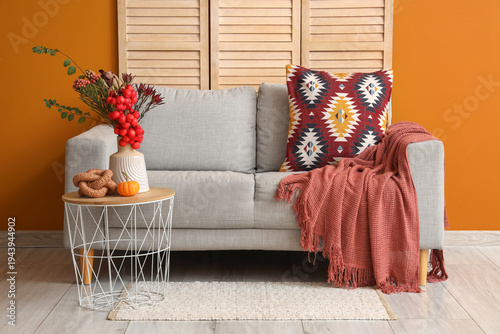 Cozy autumn living room int...