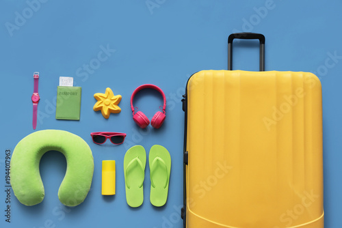 Summer composition with sui...