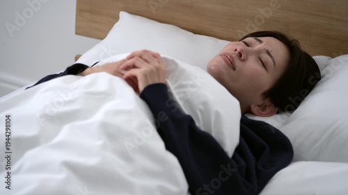眠れない女性