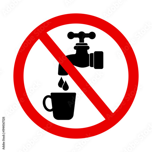 znak zakazujący picia wody z kranu