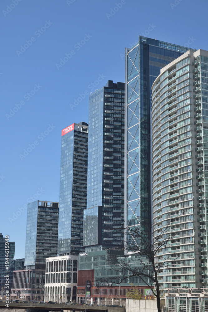 Obraz premium looking northwest to The Well mixed-use complex at 486 Front St W from Spadina Avenue Bridge, Toronto