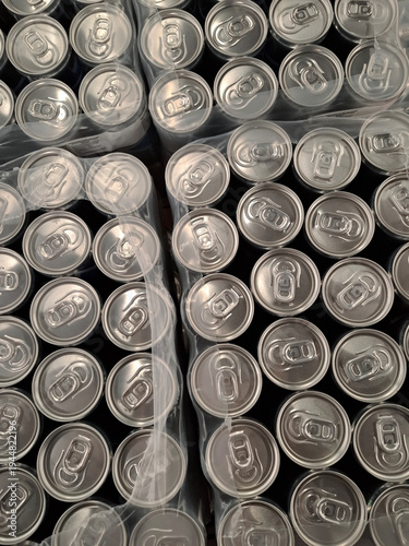 Production of alcoholic beverages in aluminum cans