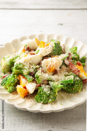 ブロッコリーのサラダ