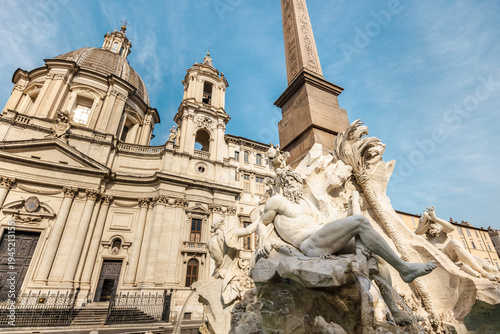 Canvas-taulu Fountain of the Four Rivers and Sant Agnese in Agone church at Piazza Navona in