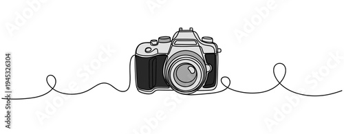 Camera placed centered on continuous line drawing surface