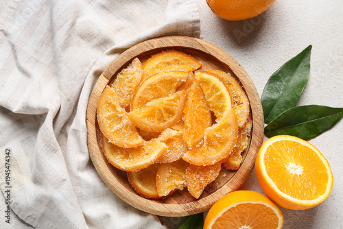 Wooden plate with candied o...