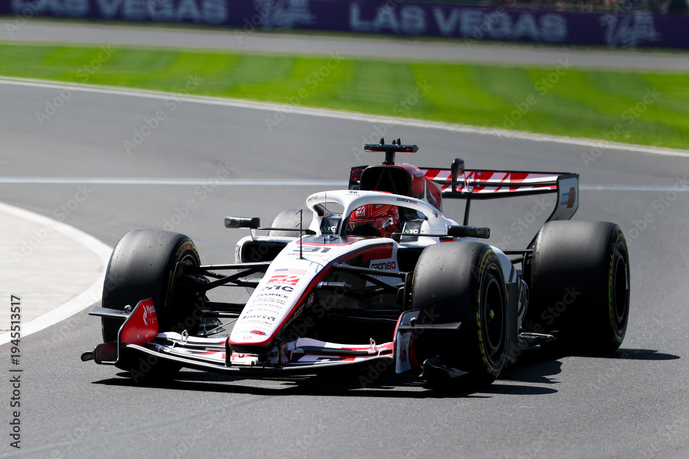 Fototapeta premium 2026 Formula 1 Australian Grand Prix - Friday