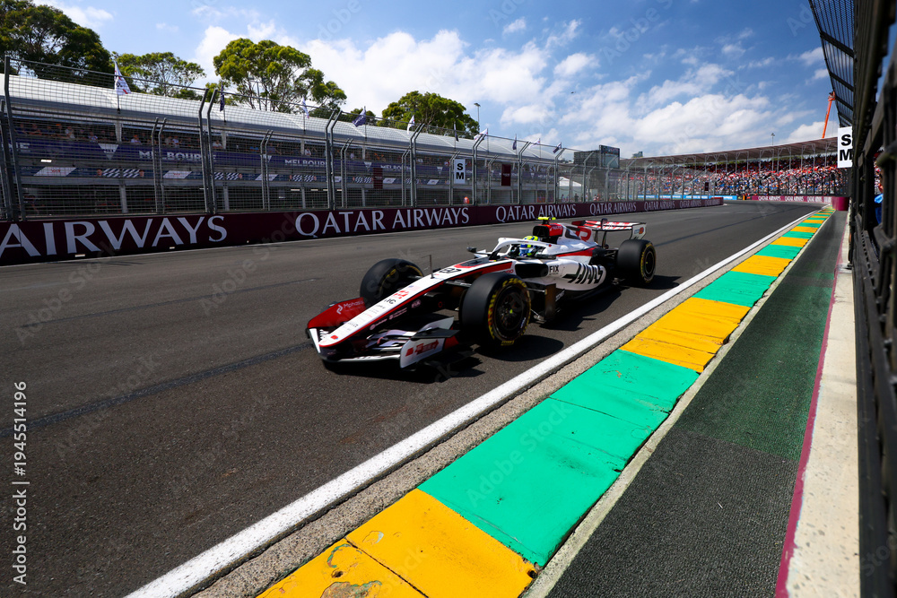 Fototapeta premium 2026 Formula 1 Australian Grand Prix - Friday
