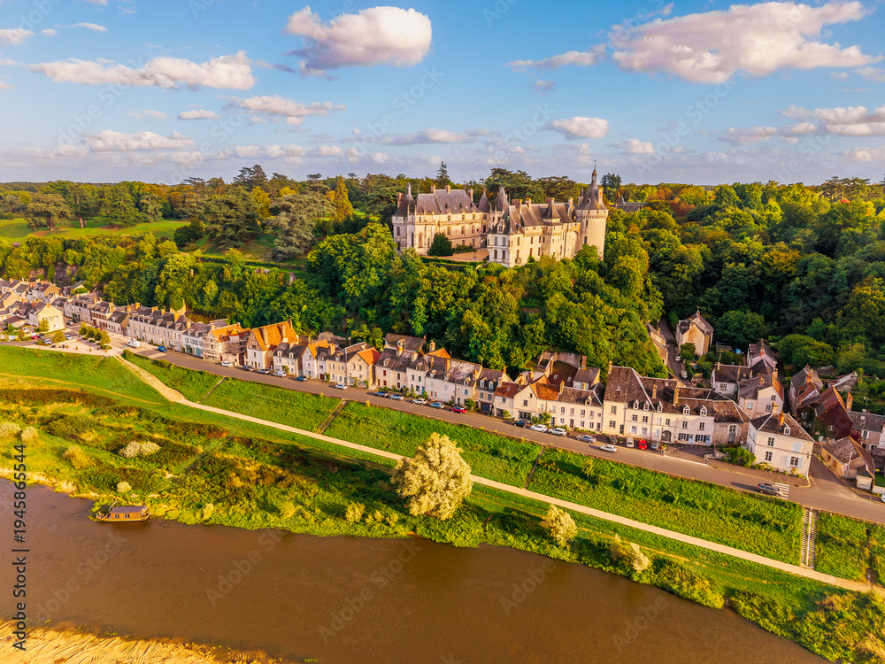 Obraz premium High angle Drone Point of View on Chaumont-sur-Loire, a commune and town in the Loir-et-Cher department, France on summer day.