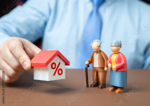 Photos Unaffordable housing for the elderly because of high mortgage rates