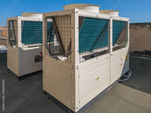 Tableau sur toile Modular chiller cooling-heating with air cooled condenser