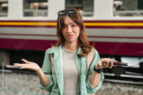 Obraz na plátně Young woman depressed mistakes a train