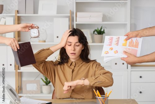 Shocked young businesswoman...