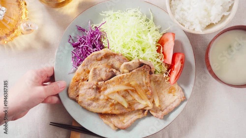 豚の生姜焼き ロース肉の家庭料理
