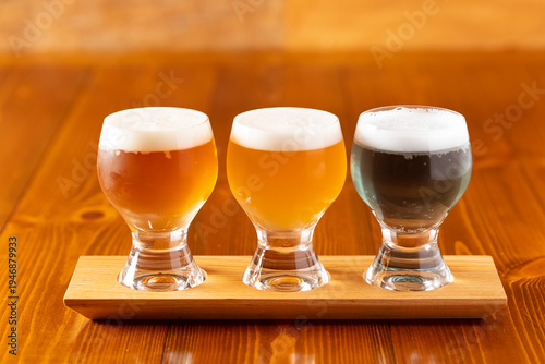Konstfotografi Refreshing craft beer and artisan drinks served at a luxury restaurant, romantic date night with premium beverages, sophisticated pub dining experience, high-end hospitality and social lifestyle