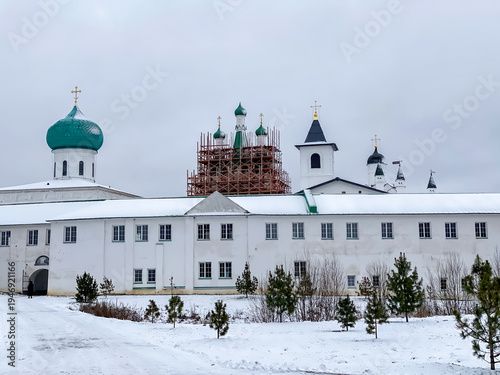 Fotografie Holy Trinity Alexander-Svirsky monastery in the winter