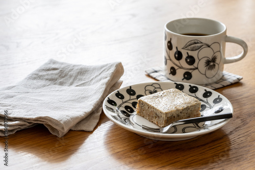 北欧の食器,ケーキ,コーヒー