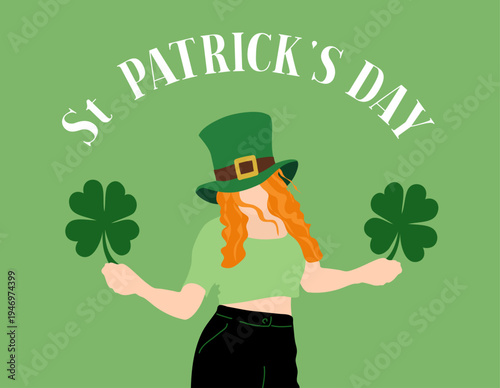 Femmes irlandaise avec un chapeau de farfadet et de long cheveux roux qui fête la saint Patrick et tient des trèfles à 4 feuilles dans les mains.