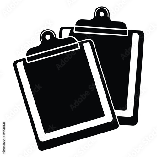 clipboards silhouette black and white vector illus (1)