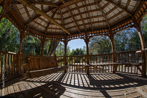 Фотография gazebo in the park