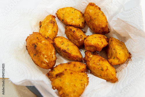 Pasteis de bacalhau buñuelos de bacalao portugueses 2026, Portuguese cod fritters pasteis de bacalhau 2026, Portugiesische Kabeljau Bällchen Pasteis de Bacalhau 2026, ポルトガルのタラのコロッケ パステイス・デ・バカリャウ 2026,