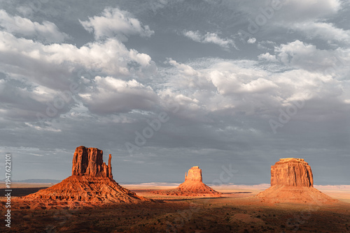 monument valley desaturated