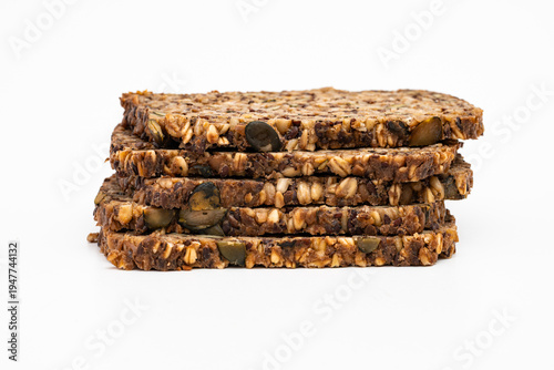 Körnerbrot in Scheiben