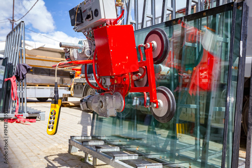 Professional vacuum suction lifter, power tool unit for carry and transfer glass