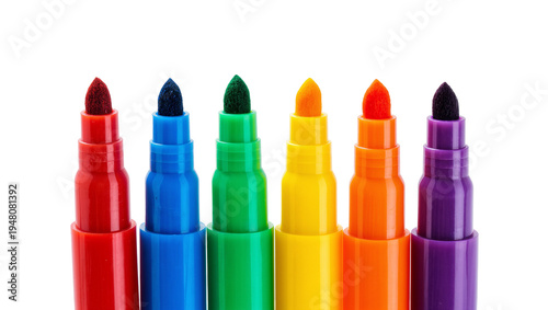 Canvastavla Isolated colorful felt tip markers lined up neatly, vibrant rainbow color pens f
