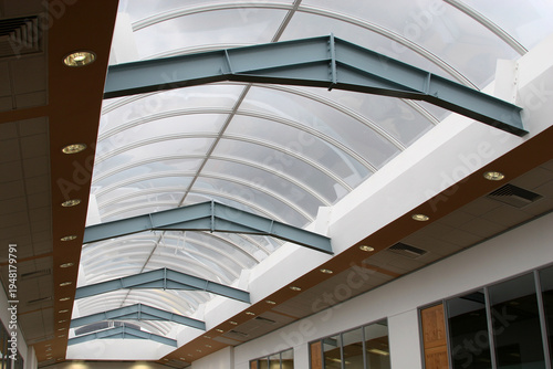 Φωτογραφία Construction shapes and beams used for strength in buildings