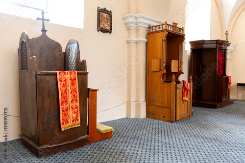 Foto Different confession booths in a Christian church.