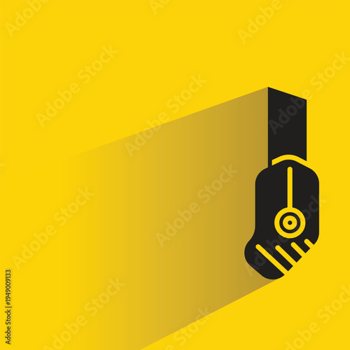 cutter icon with shadow on yellow background