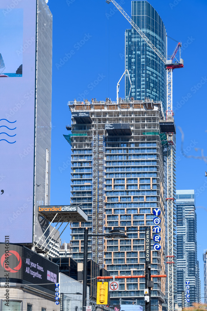 Obraz premium Urban sprawl in Yonge Street in downtown Toronto, Canada