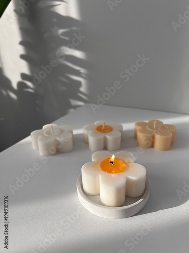 Chamomile flower candle, handmade from natural soy wax
