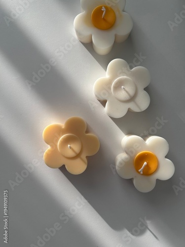 Chamomile flower candle, handmade from natural soy wax