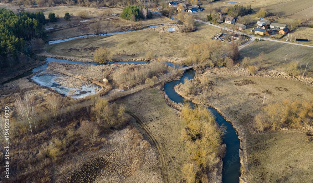 Fototapeta premium Early spring in Masovia, Świder River, central Poland