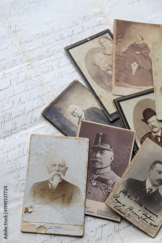 COLLEZIONE DI FOTOGRAFIE ANTICHE