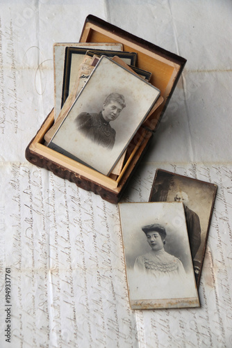 COLLEZIONE DI FOTOGRAFIE ANTICHE