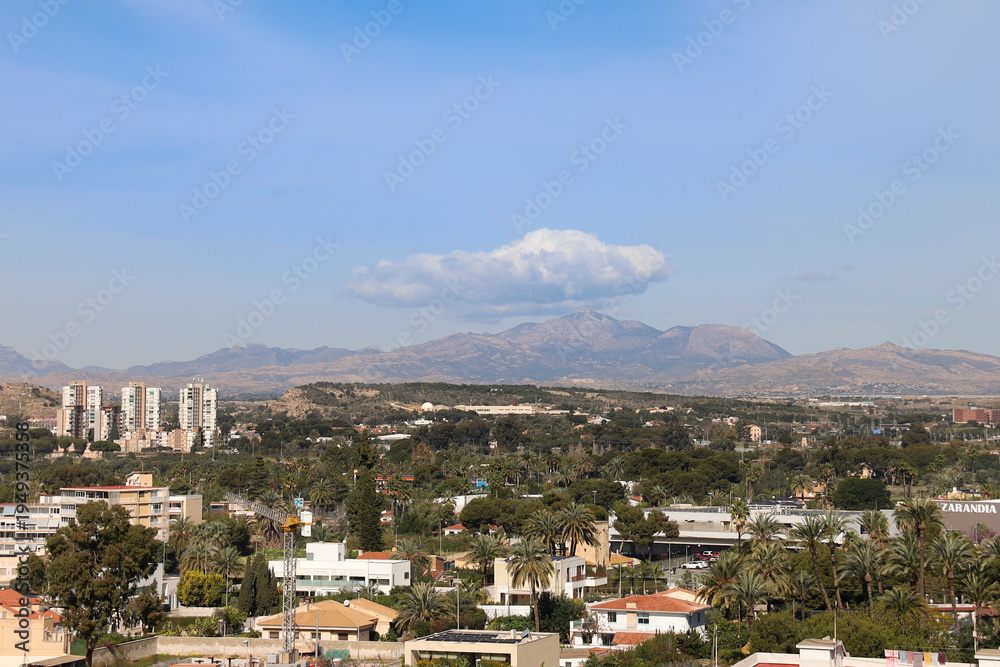 Obraz premium Panoramic view of the mountain range of Alicante