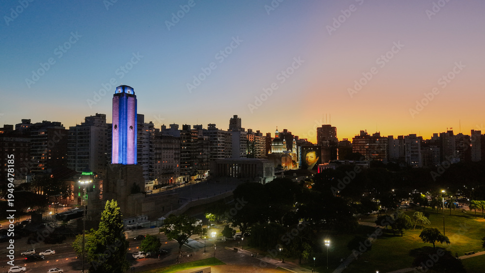 Fototapeta premium Rosario cityscape with the National Flag Memorial and evening sky
