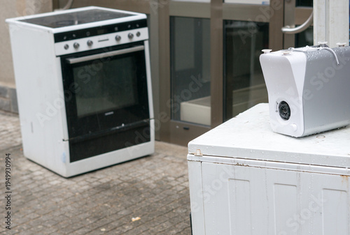 electric stove and washing machine recycling