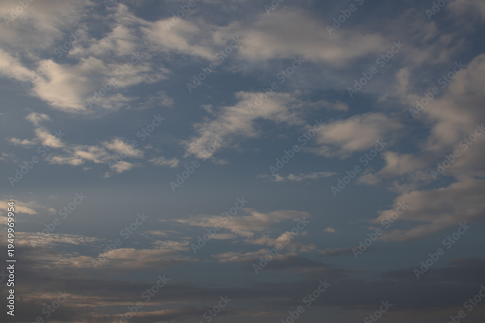 Obraz premium Twilight Sky with Clouds