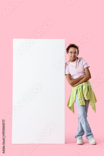 Teenage African-American gi...