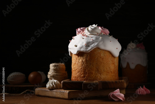 Sweet Easter cakes with mer...