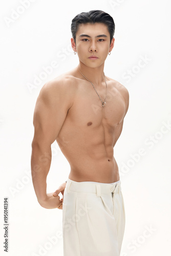 Foto Young, handsome, muscular Asian male image