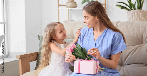Cute little girl greeting h...