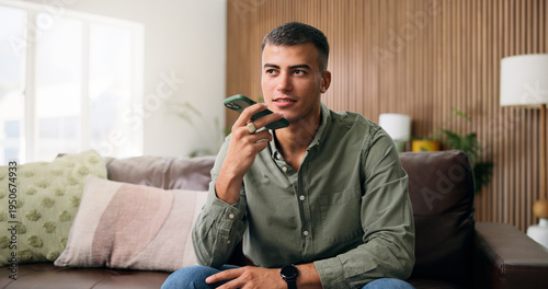 Foto Man, conversation and voice note with speaker phone for audio message or recording in home