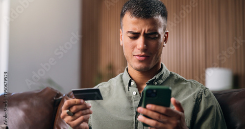Quadro su tela Credit card, confused and man with phone in home with payment error, purchase and online shopping