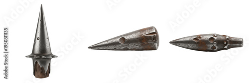 Foto Set and collection of ancient medieval iron spearheads and rusty metal arrowhead