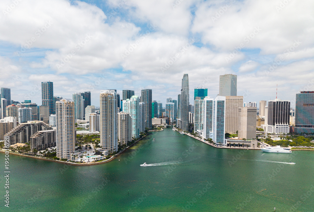 Fototapeta premium Aerial view of Brickell skyline in downtown Miami. Skyscrapers above Miami. Scenic panorama of Miamis financial district. Brickell in Miami city. Miami Urban landscape with buildings cityscape.